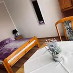 Apartment Leona