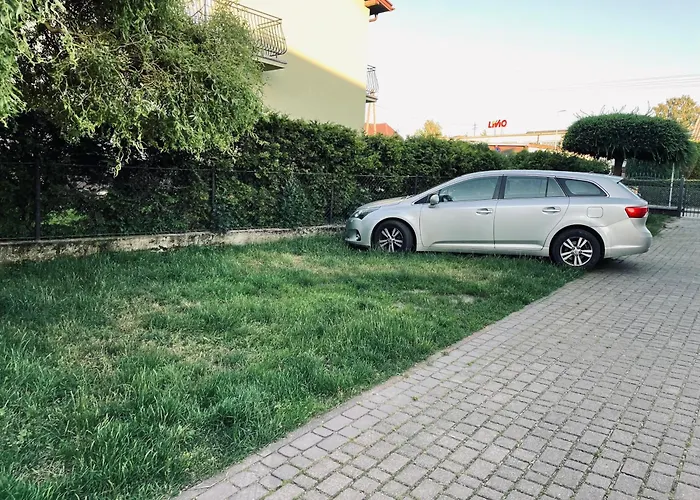 Leona Ostrowo (Puck)